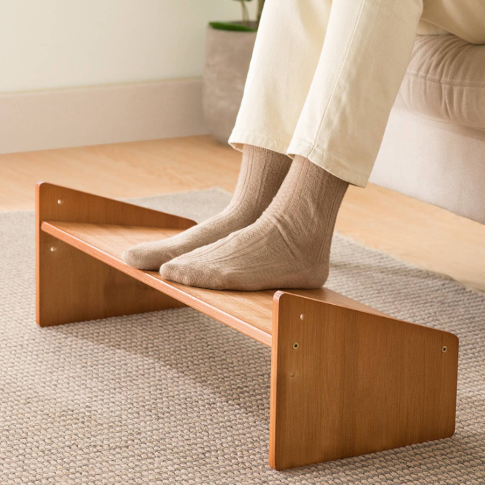 Office Stool - مسند قدم تحت المكتب بسطح واسع،