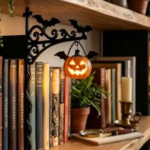 Bookshelf - فانوس على شكل رف كتب، مصباح